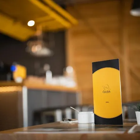 Szlachecki Dwór * Pobiednik Wielki